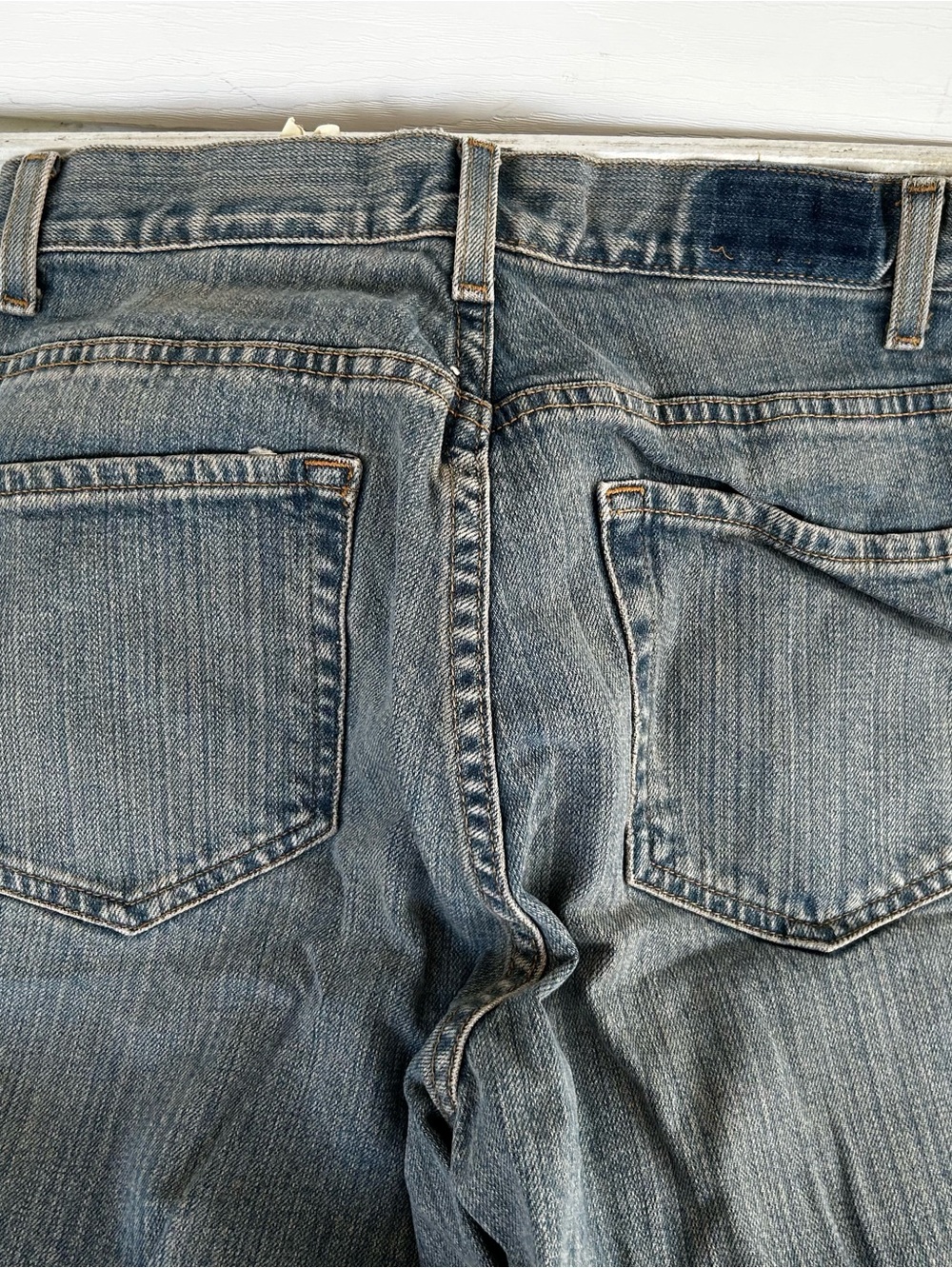 Vintage Eddie Bauer Light-to- Medium Wash Jeans Size 6
